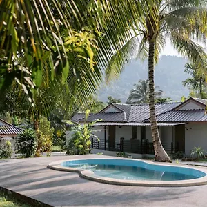 Gasthof Surfer's Village, Khao Lak