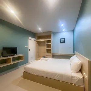 Gasthof Hop On Phuket, Ban Bo Han